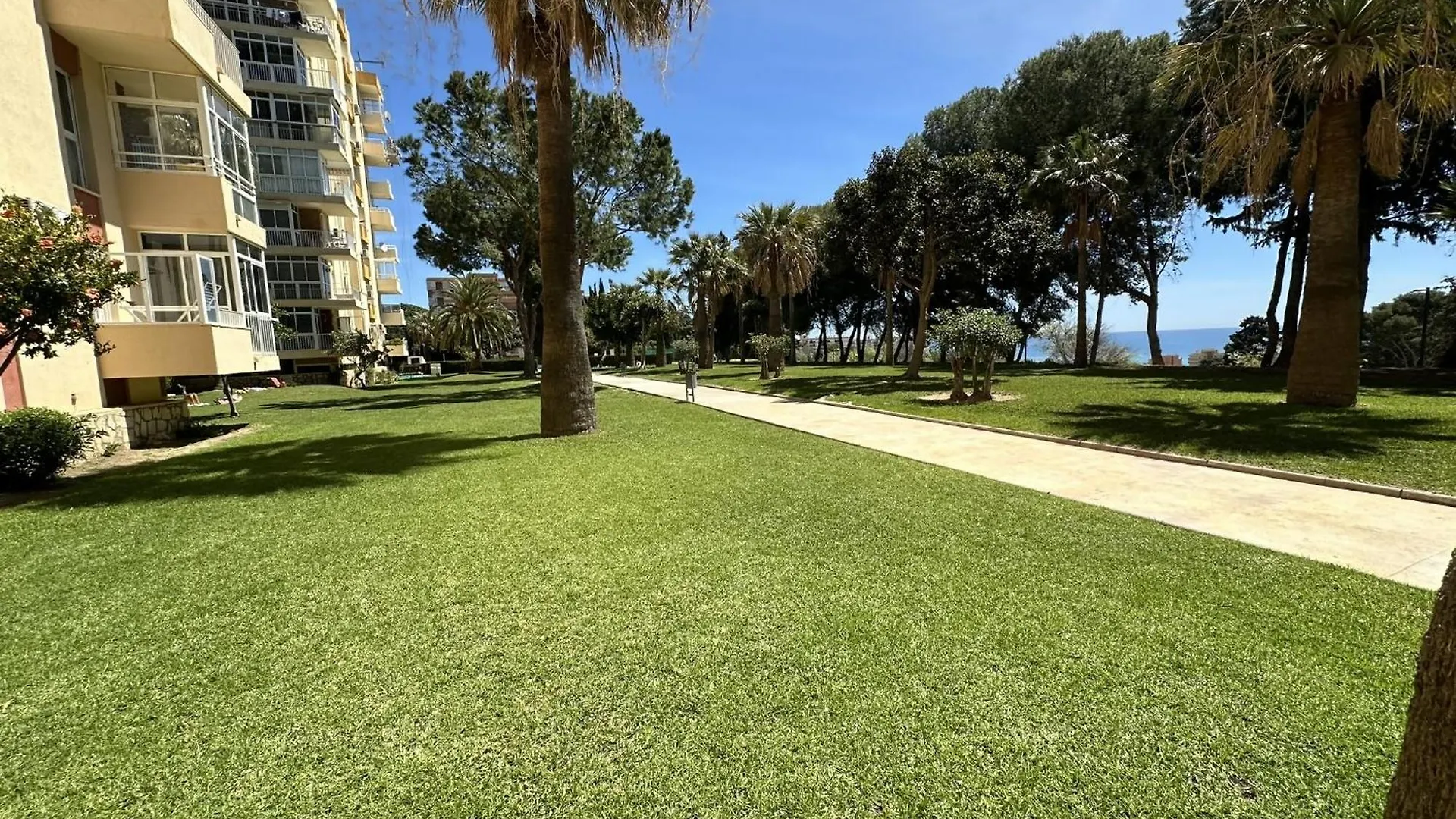 Apartmán Estudio Agata Con Piscina A 800M De La Playa