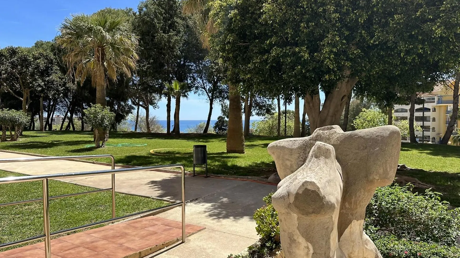 Apartment Estudio Agata Con Piscina A 800M De La Playa Spain